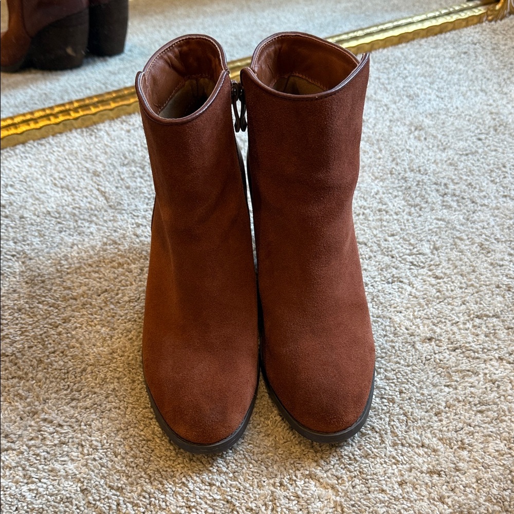 Very Volatile Rust Ankle Booties - Picture 2 of 7